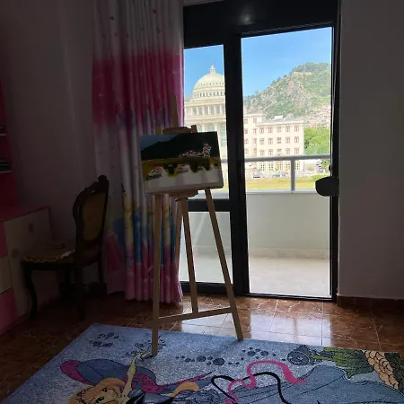 Entire Castle View Apartment Berat