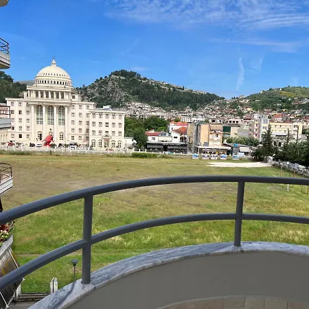 Apartment Entire Castle View