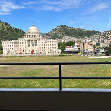 Entire Castle View Apartment Berat